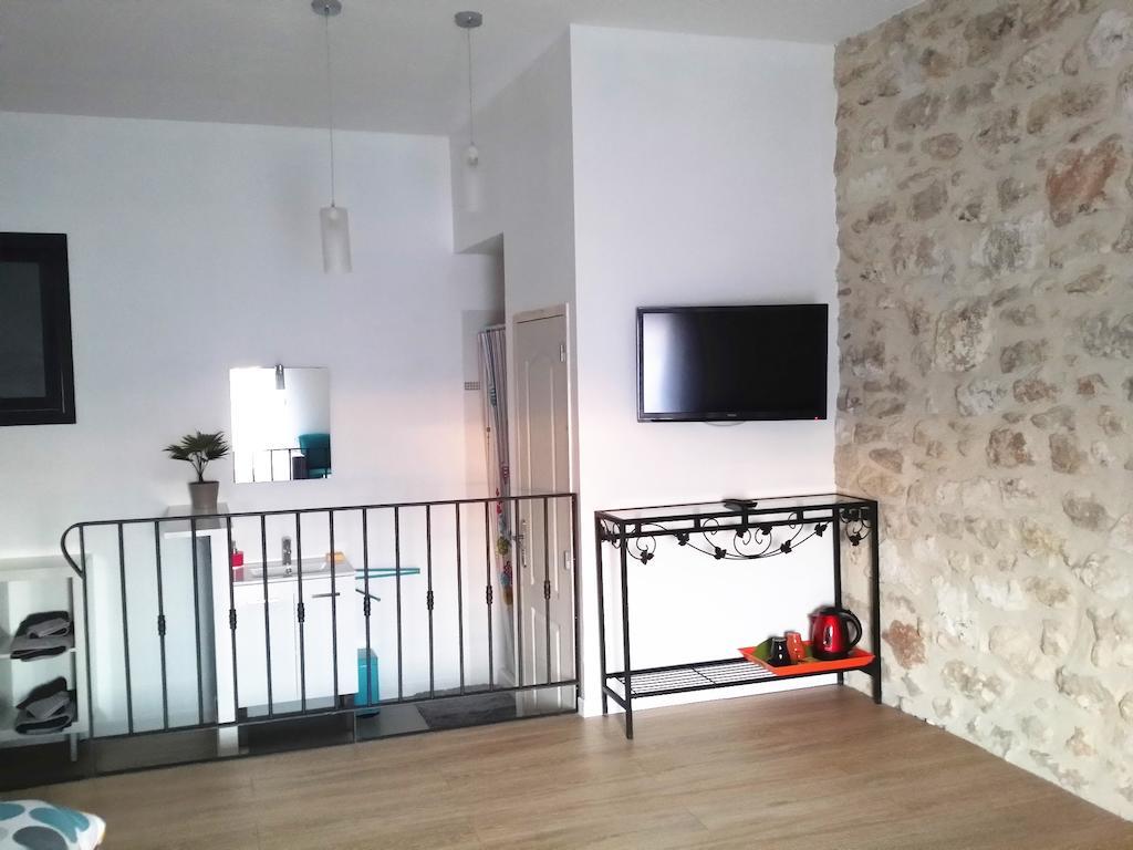 Chez Waucquier Villa Beaucaire  Room photo